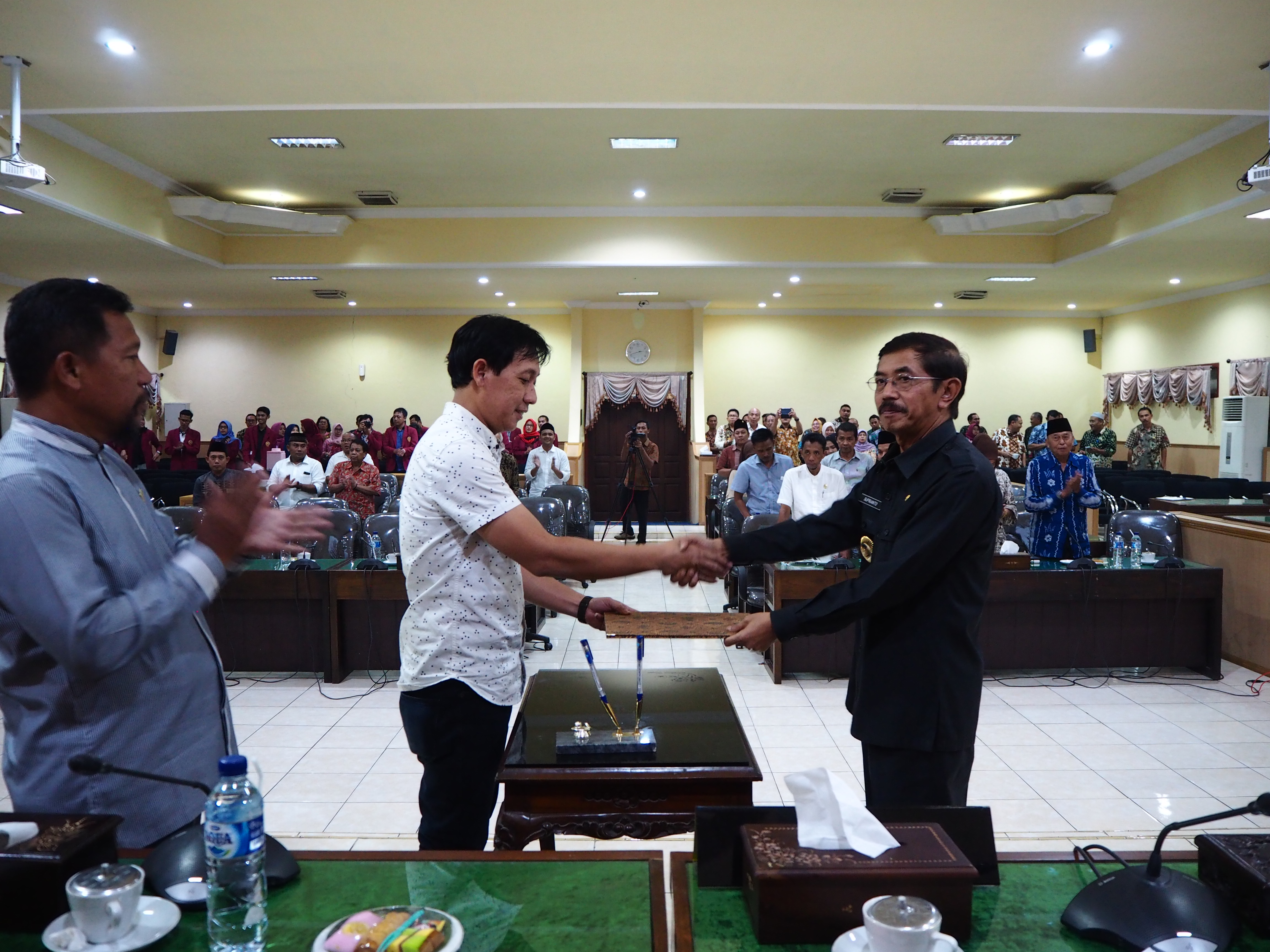 Dewan Tetapkan Perda Pembubaran PD Pasar