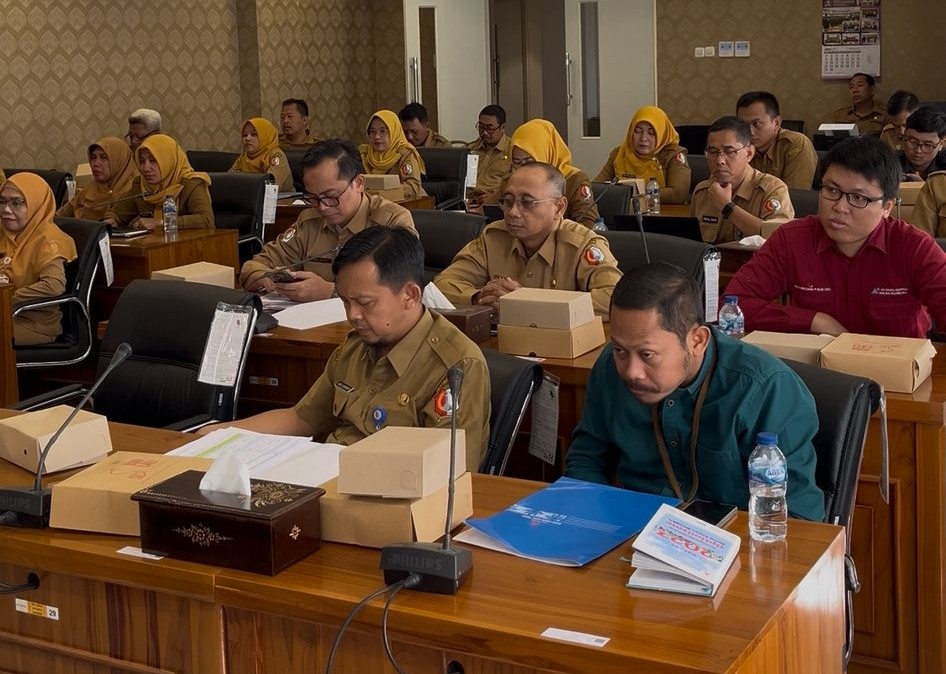 Rapat Kerja Komisi DPRD bersama OPD Bahas RPJMD 2025–2029