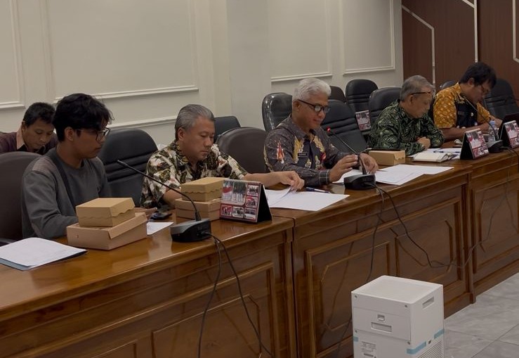 Rapat Kerja Komisi A Bahas Pengelolaan Jaringan Internet dan Tata Kelola Perizinan Telekomunikasi
