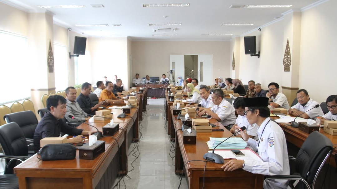 Rapat Kerja Gabungan DPRD Bojonegoro Bahas Tuntutan Ganti Rugi Tanah Warga Jalan Pemuda