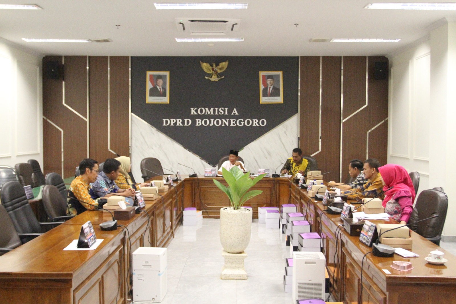 Pansus 1 Gelar Rapat Penyesuaian Hasil Fasilitasi Gubernur Raperda SOTK