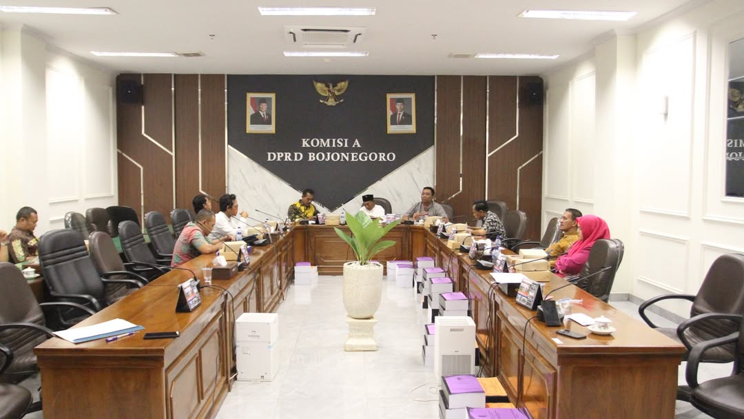 Rapat Kerja Komisi A Bahas Pemanfaatan Tanah Kas Desa