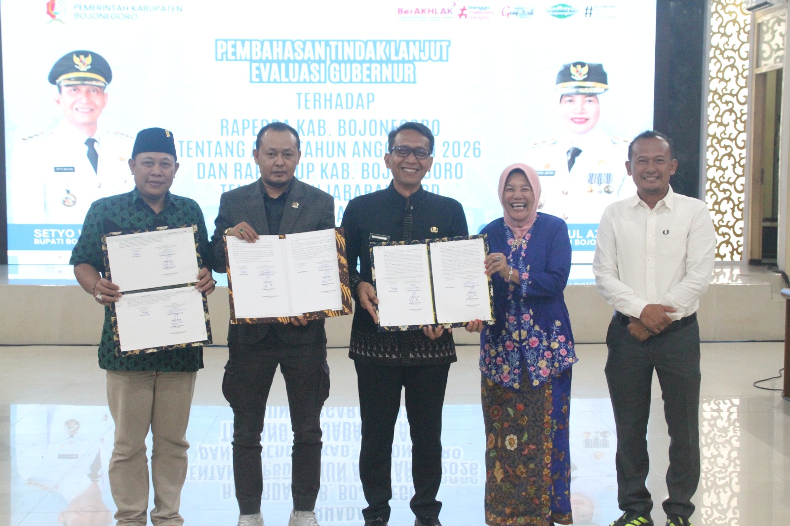 Pembahasan Evaluasi Gubernur terhadap Raperda APBD 2026