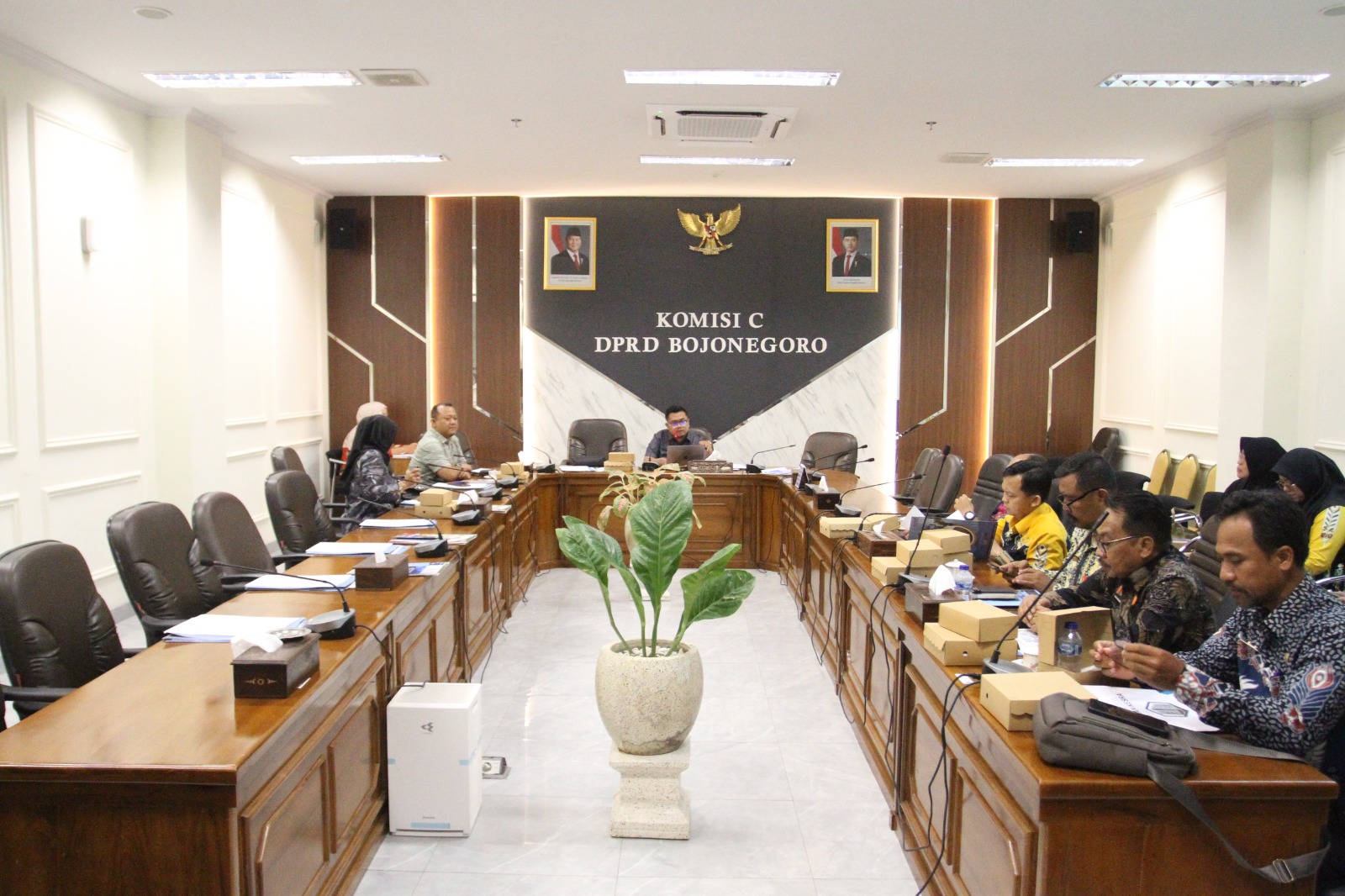 Komisi C Bahas Realisasi APBD 2025 dan Proyeksi Pelaksanaan APBD 2026