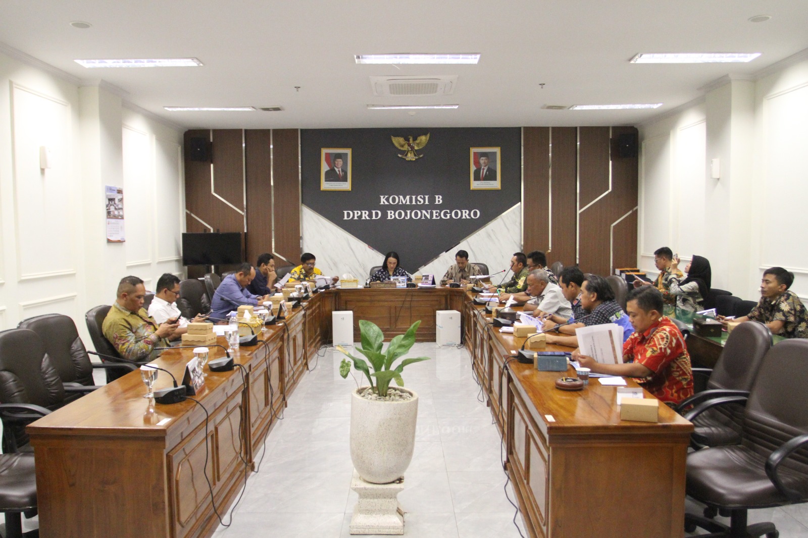 Komisi B Bahas Sinkronisasi Program dan Target Kegiatan Tahun 2026