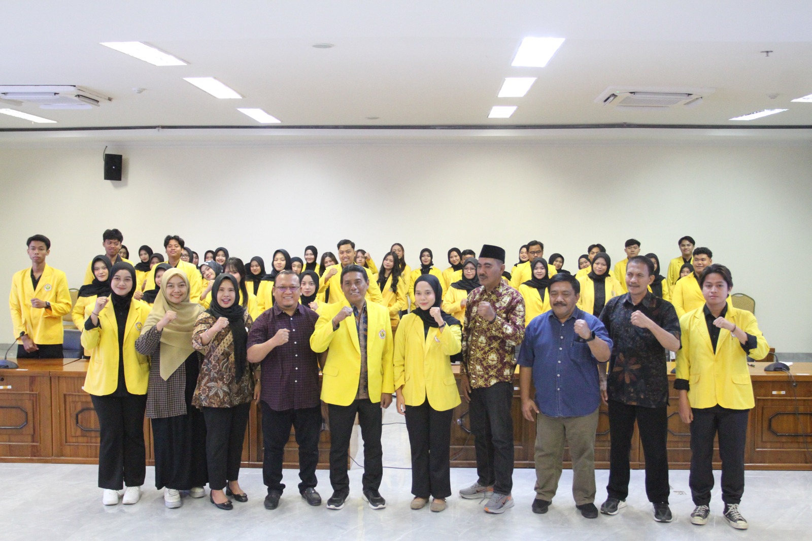 Bapemperda Terima Audiensi BEM KM FISIP Universitas Bojonegoro