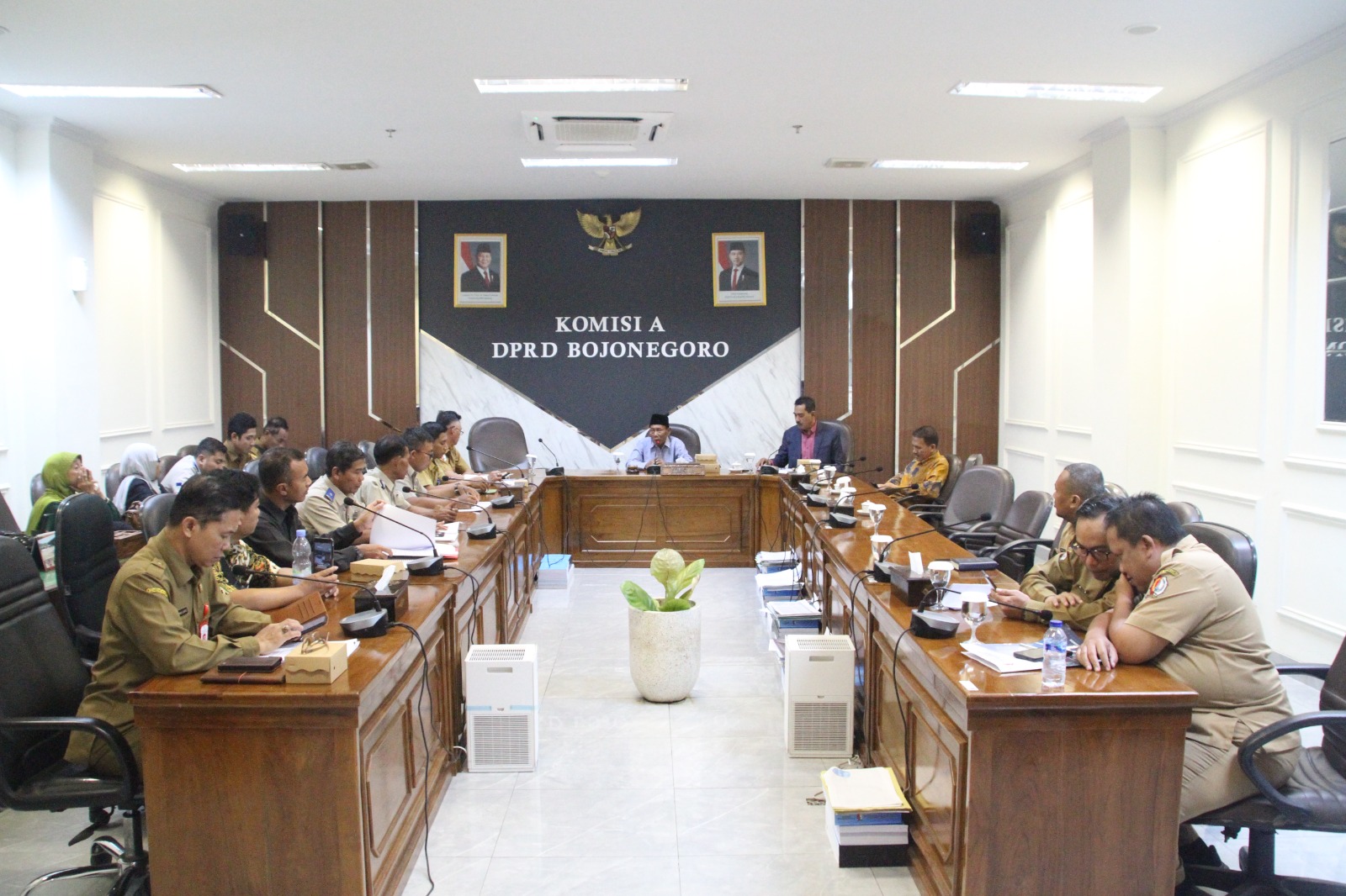 Komisi A Gelar Rapat Kerja Terkait TKD Desa Temayang