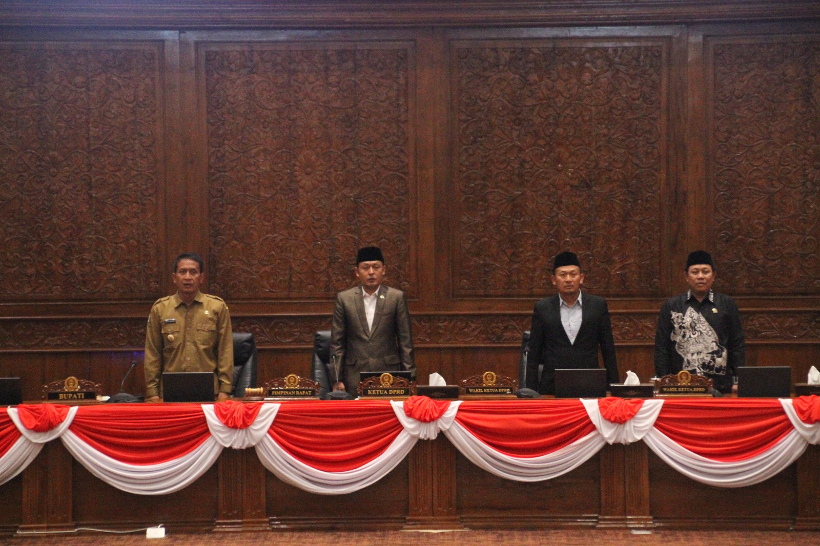 Rapat Paripurna Jawaban Bupati atas Pandangan Umum Fraksi dan Pembentukan Panitia Khusus
